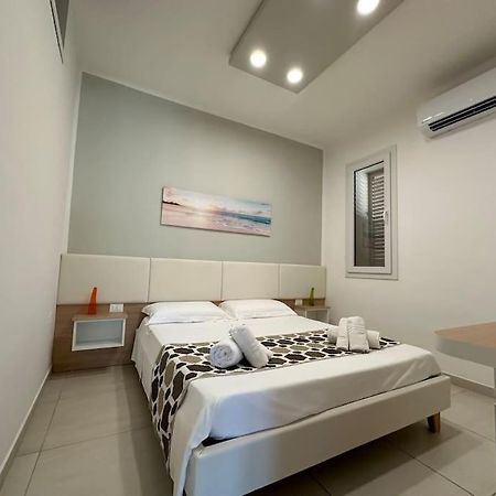 Holiday Diamond Балестрате Екстериор снимка