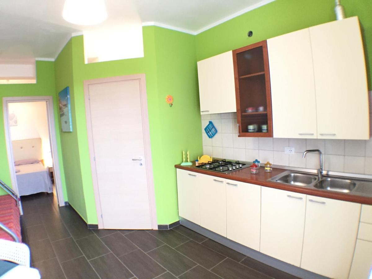 Holiday Diamond Балестрате Екстериор снимка