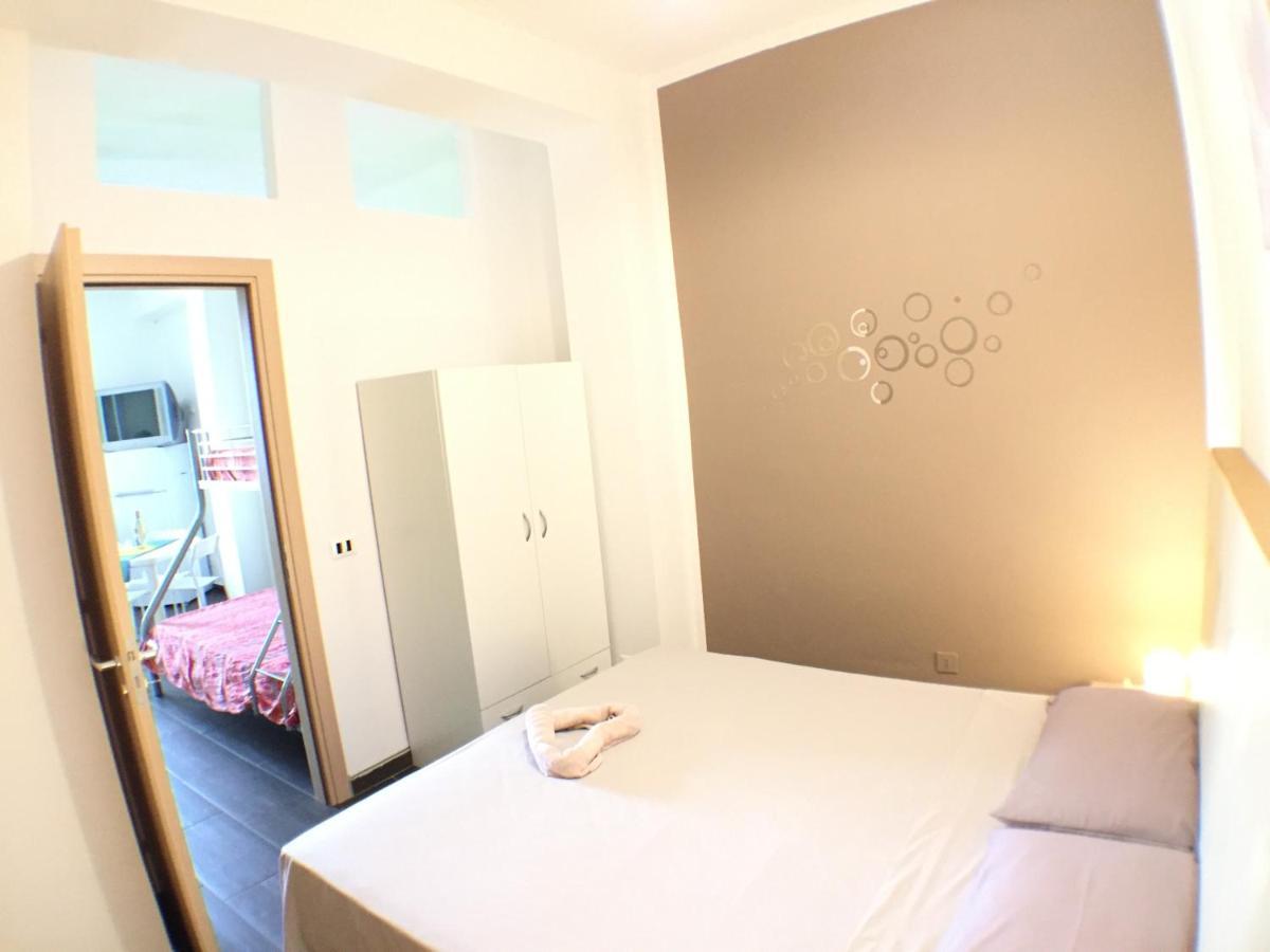 Holiday Diamond Балестрате Екстериор снимка