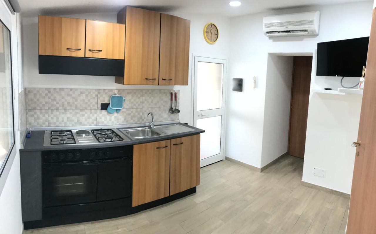 Holiday Diamond Балестрате Екстериор снимка